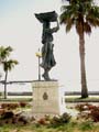 Muller traballadora_Monumento a la mujer trabajadora en Puebla de Caramian